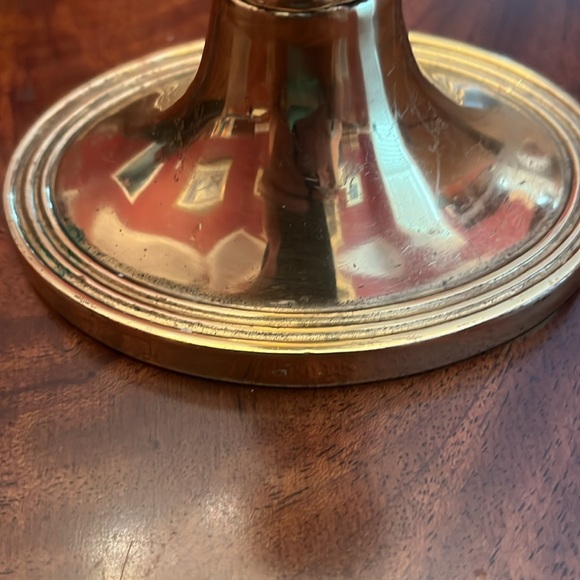 Vintage brass taper candlestick holder. - Picture 4 of 7